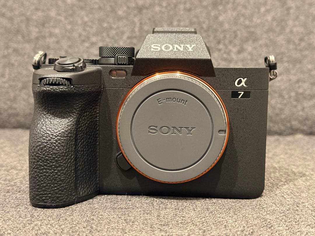 【美品】ソニー α7 IV ボディ [ILCE-7M4]バッテリー等付属品すべて