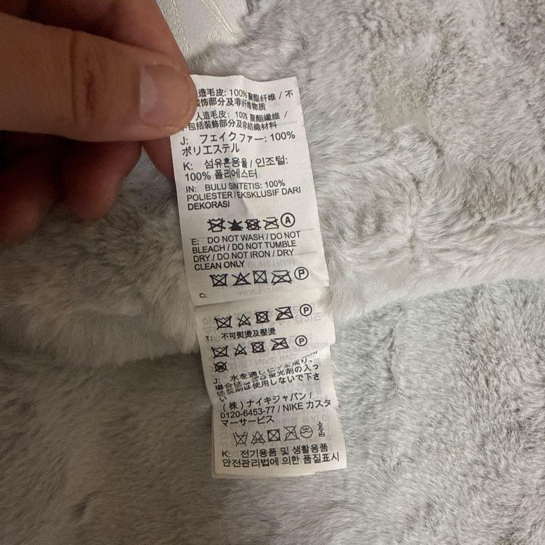 【激レア】NIKE W NSW BLANKET FAUX FUR ブランケット