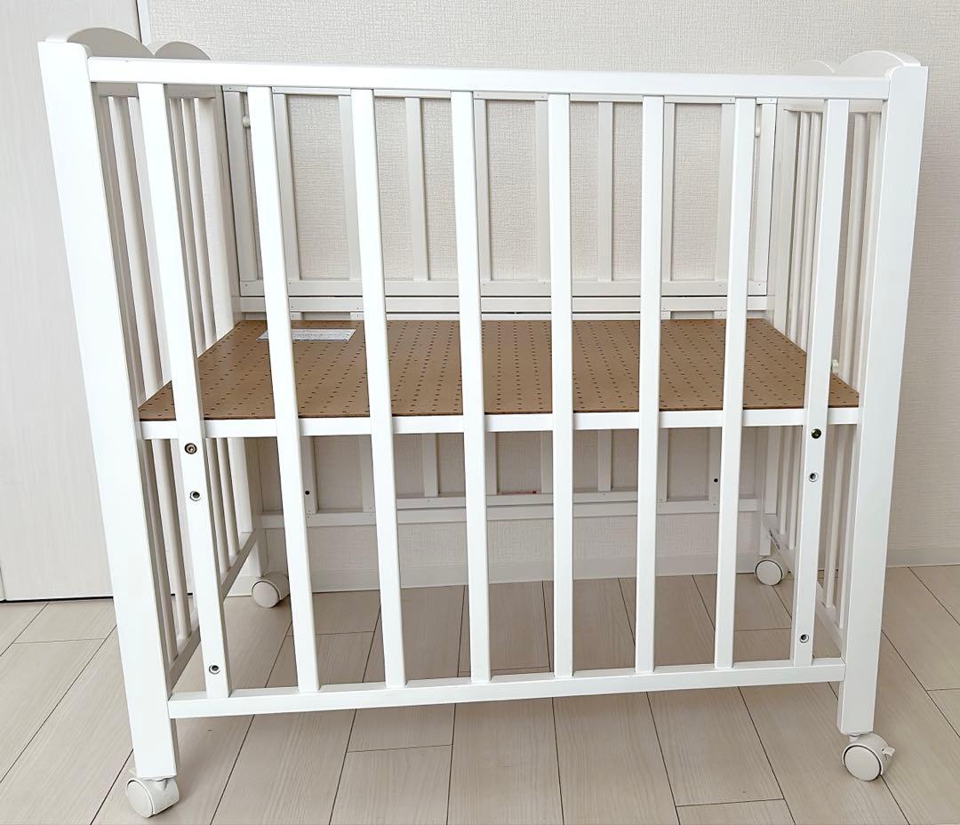 【最終値下げ】カトージ　ミニベビーベッド　折りたたみ　ホワイト