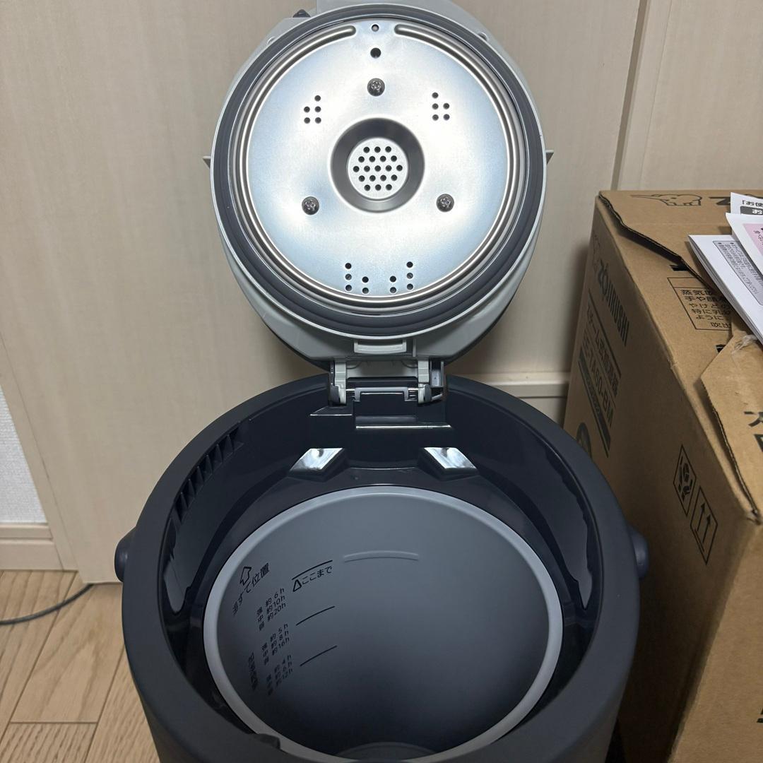 【ほぼ新品】象印 スチーム式加湿器 EE-TA60-BM 2025年購入