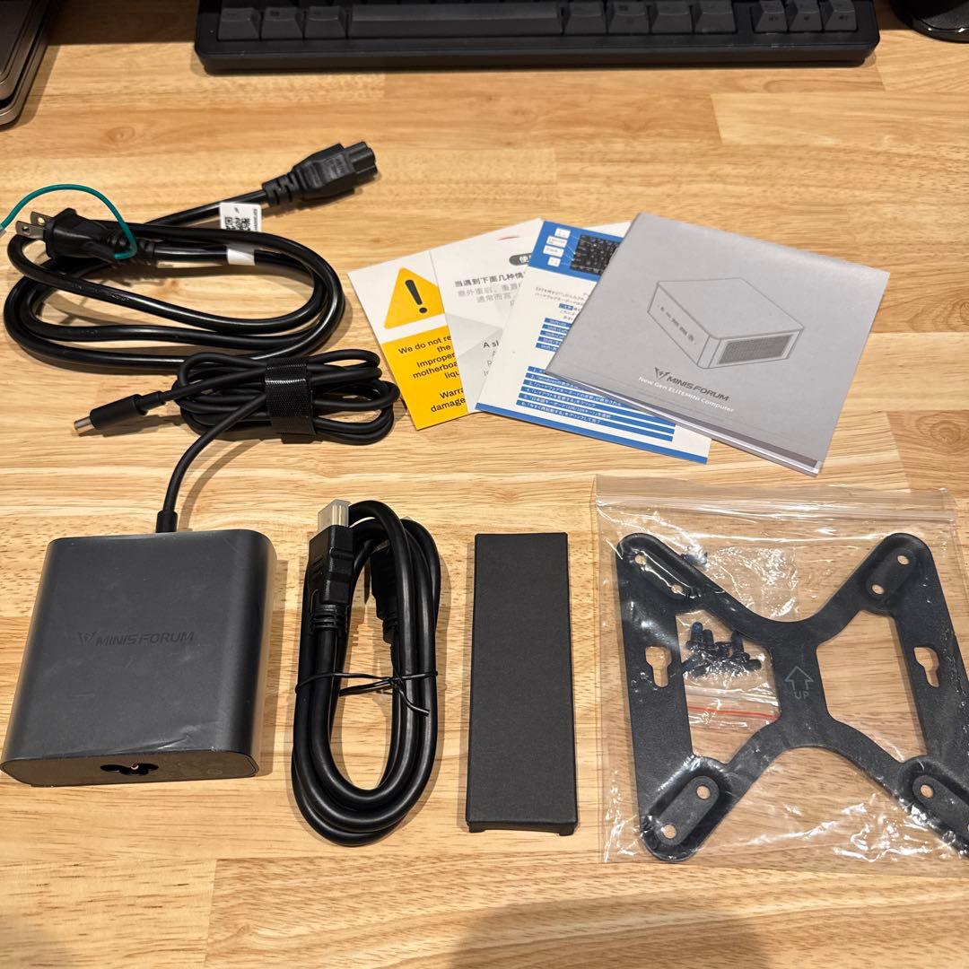 ミニPC MINISFORUM UM890 Pro