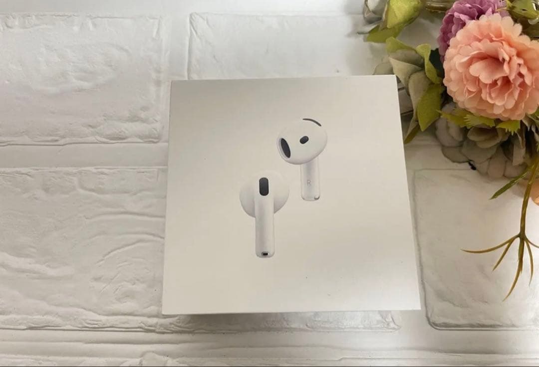 新品未開封　AirPods 4 アクティブノイズキャンセリング搭載 国内正規品