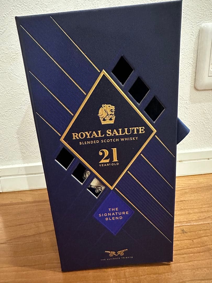  SALUTE 21年 THE SIGNATURE BLEND