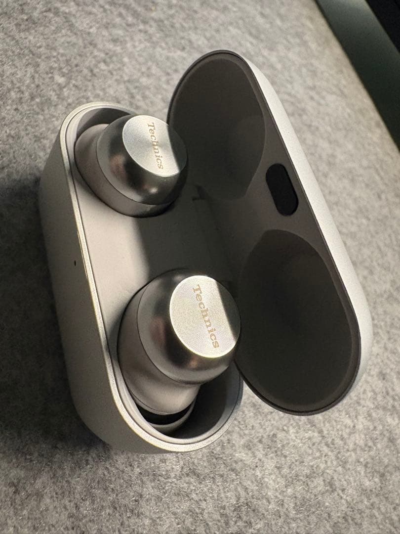 【コメ】テクニクス　EAH-AZ100-S シルバー　(おまけケース付)