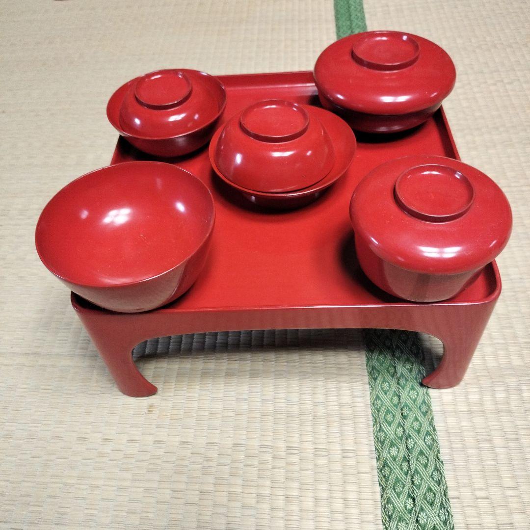 輪島塗の御膳　15セット ＋おひつとシャモジのセットです。