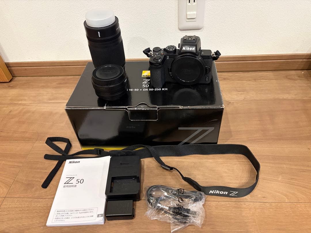 Nikon Z50 ダブルズームキット（ブラック）ミラーレス一眼カメラ