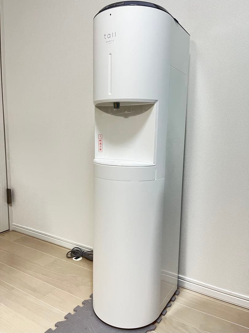 ウォーターサーバー　エブリィフレシャスtall 2024年製