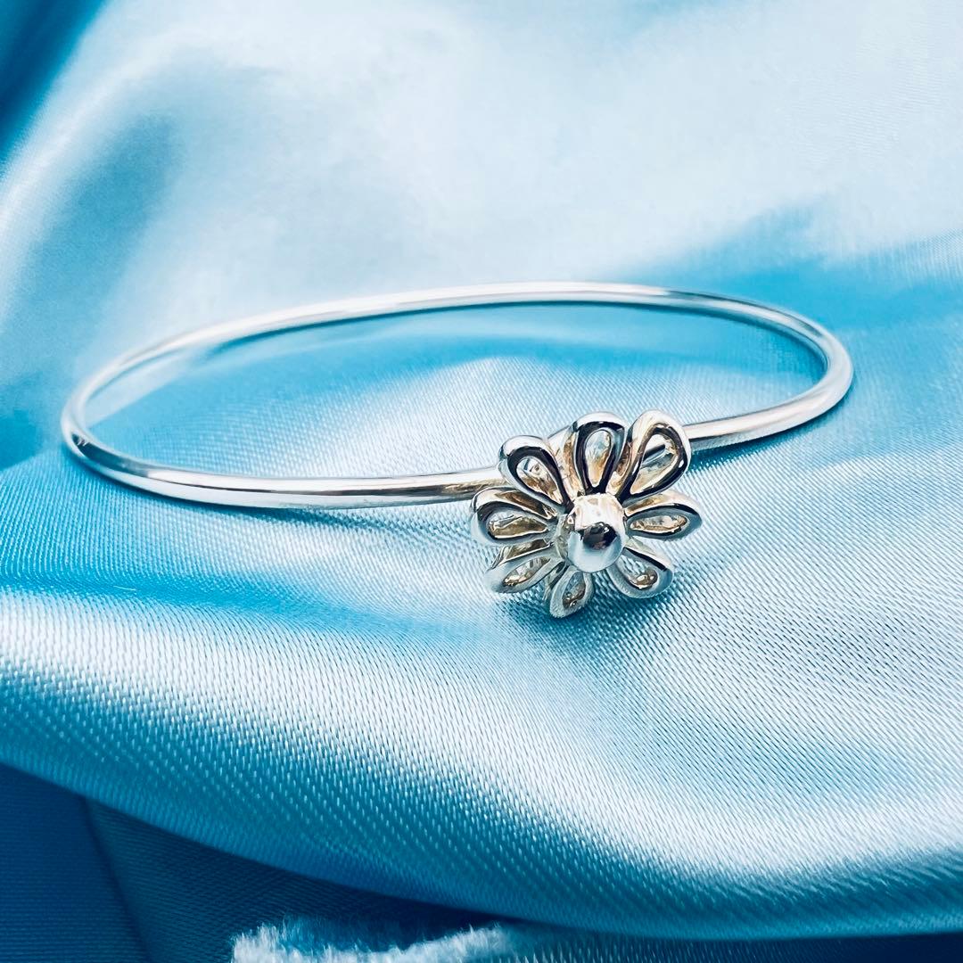 超美品　ティファニー　デイジーフラワー　シルバー　バングル　ブレスレット