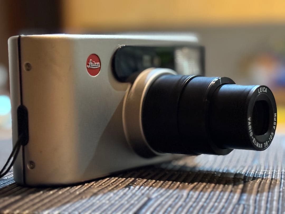 LEICA C1 コンパクトフィルムカメラ　フィルム・電池付