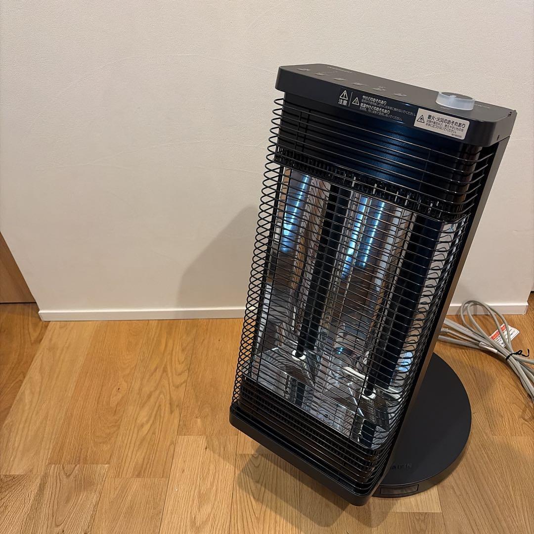 ダイキン 遠赤外線暖房機 セラムヒート ERFT11ZS-T 2022年製