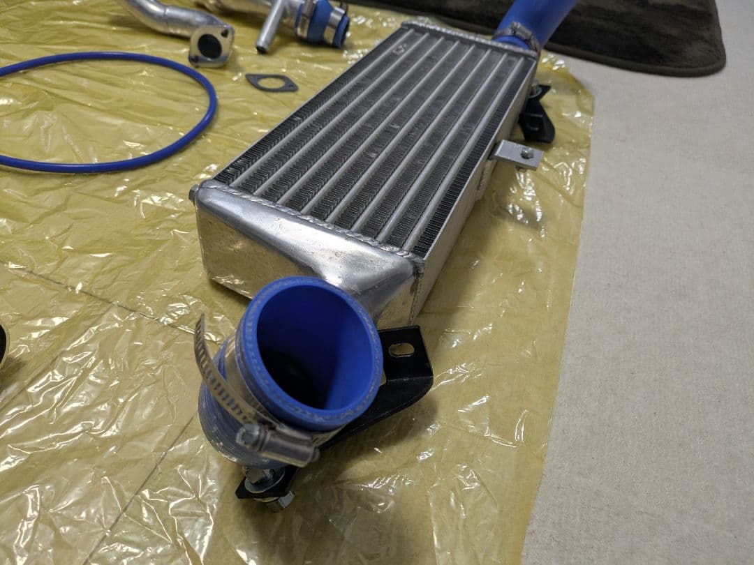 JB64ジムニー用　トラスト　GReddy インタークーラー