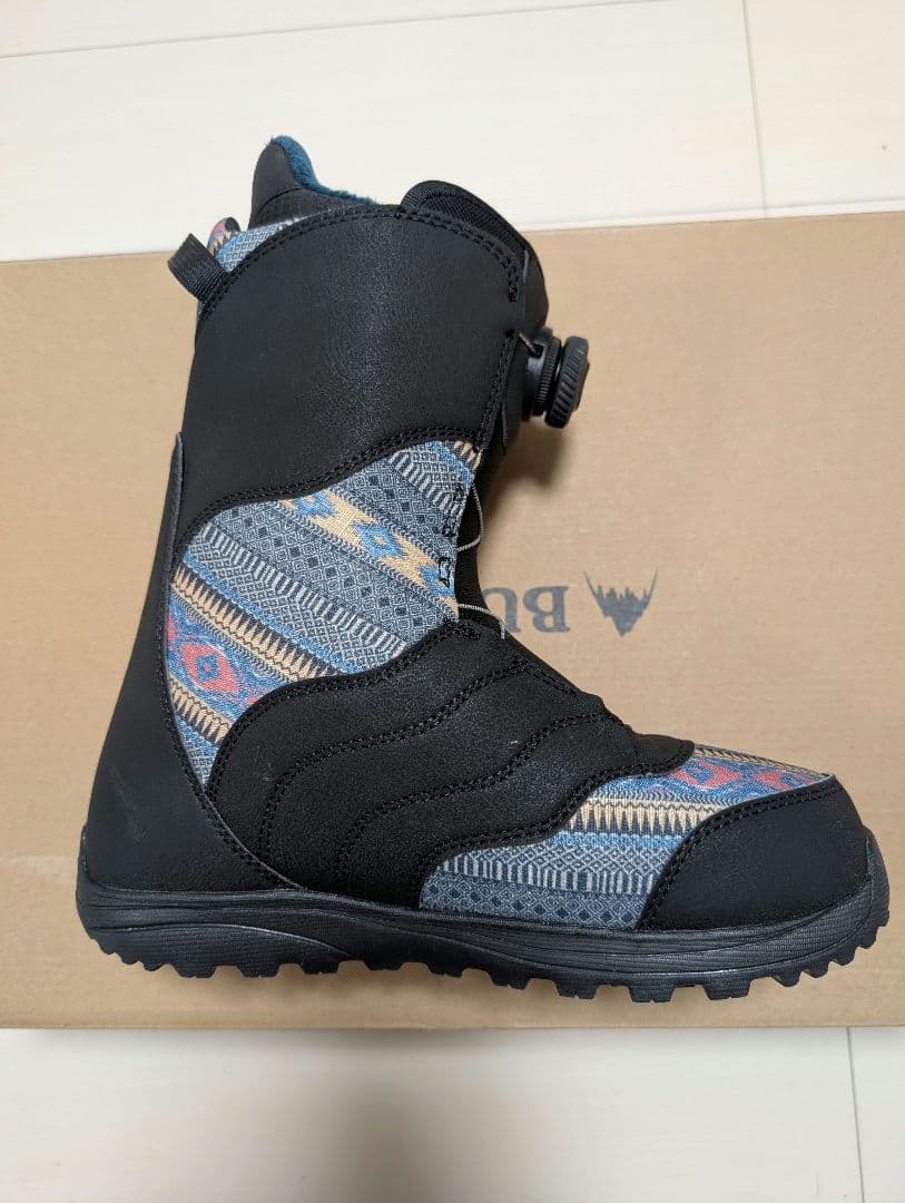 新品同様 スノーボードブーツ PHOTON MINT