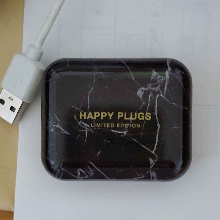 スウェーデンのブランド品のHAPPYPLUGSで