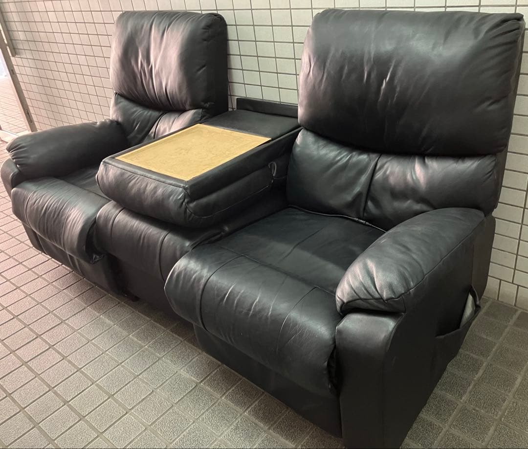 島忠　本革電動リクライニング3人掛けソファ トリプルソファー　レザー　セパレート