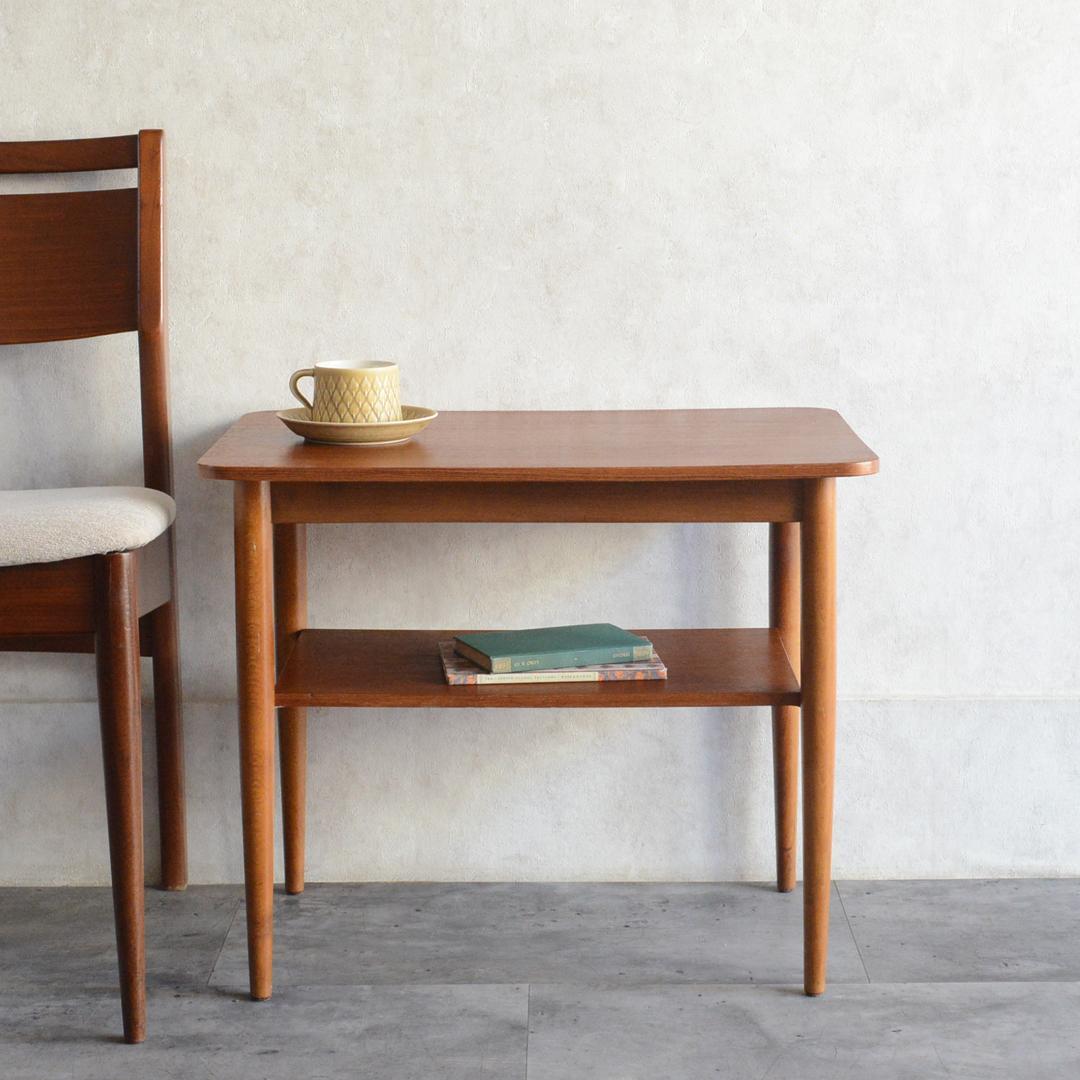 デンマーク 北欧ヴィンテージ チーク サイドテーブル 棚付き 北欧家具