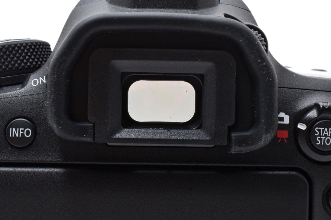 デジタルカメラ Canon EOS 6D Mark II /Canon EF75-300mm