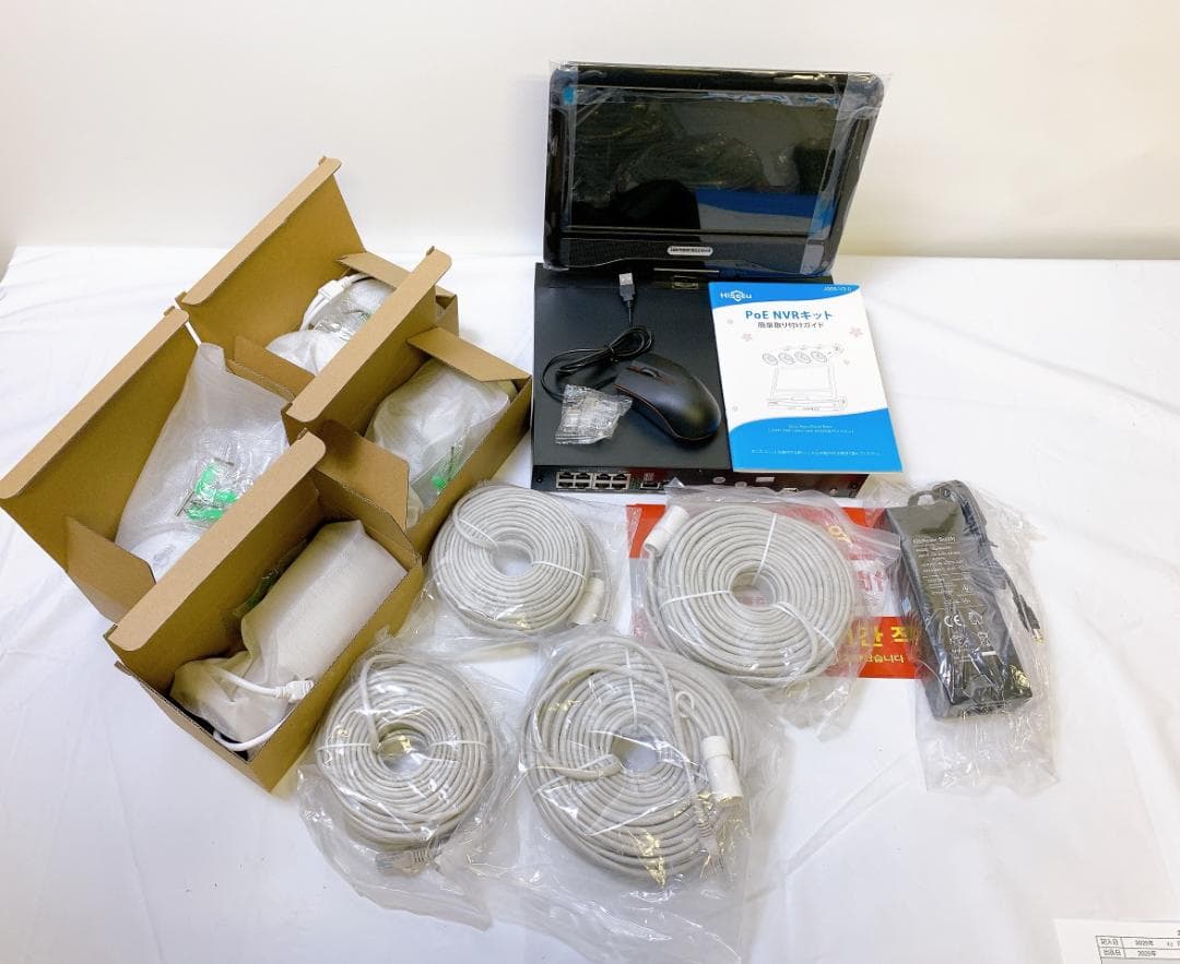 POE接続10インチ一体型3TBHDDNVR500万画素カメラ4台