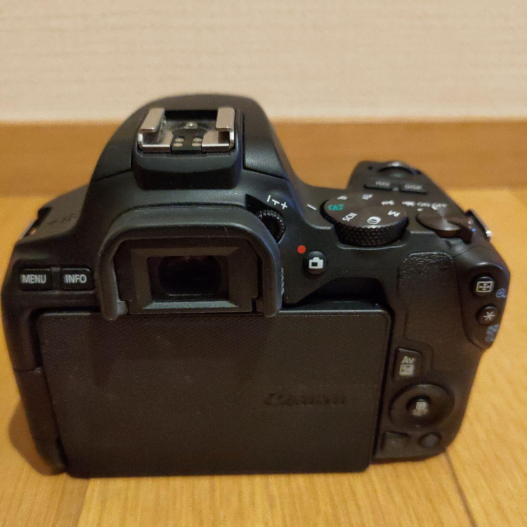 Canon EOS Kiss X10 EOSKISSX10BK（ボディのみ）