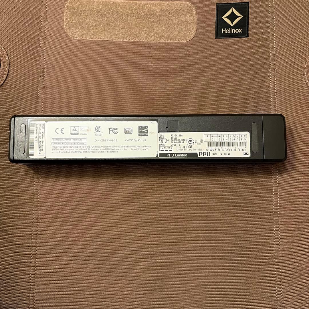 Fujitsu ScanSnap iX100 ドキュメントスキャナー