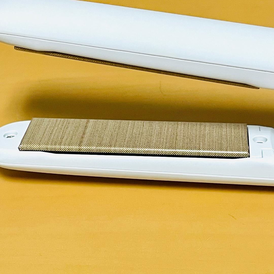 【良品】KINUJO W DS100　海外対応　ストレートヘアアイロン　絹女