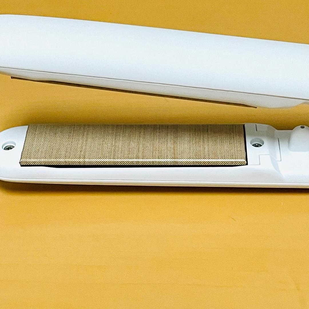 【良品】KINUJO W DS100　海外対応　ストレートヘアアイロン　絹女