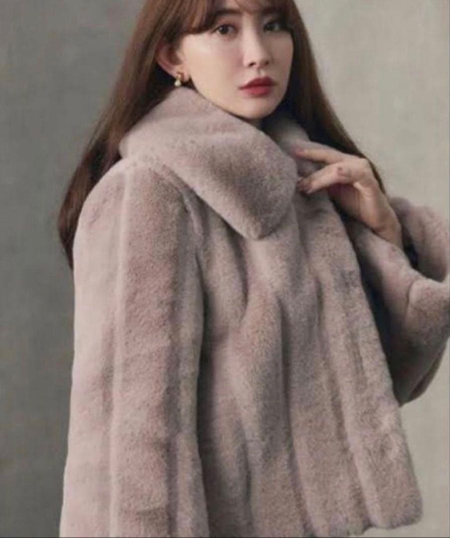 ジャケット・アウター HerLipto Winter Love FauxFurCoat