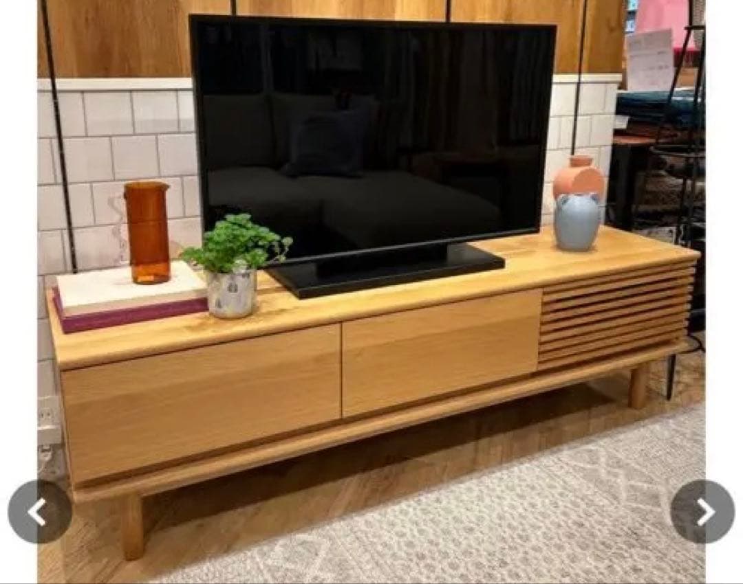 SOLK(ソルク) TVボード W1600 ナチュラル　UNICO 値引交渉可