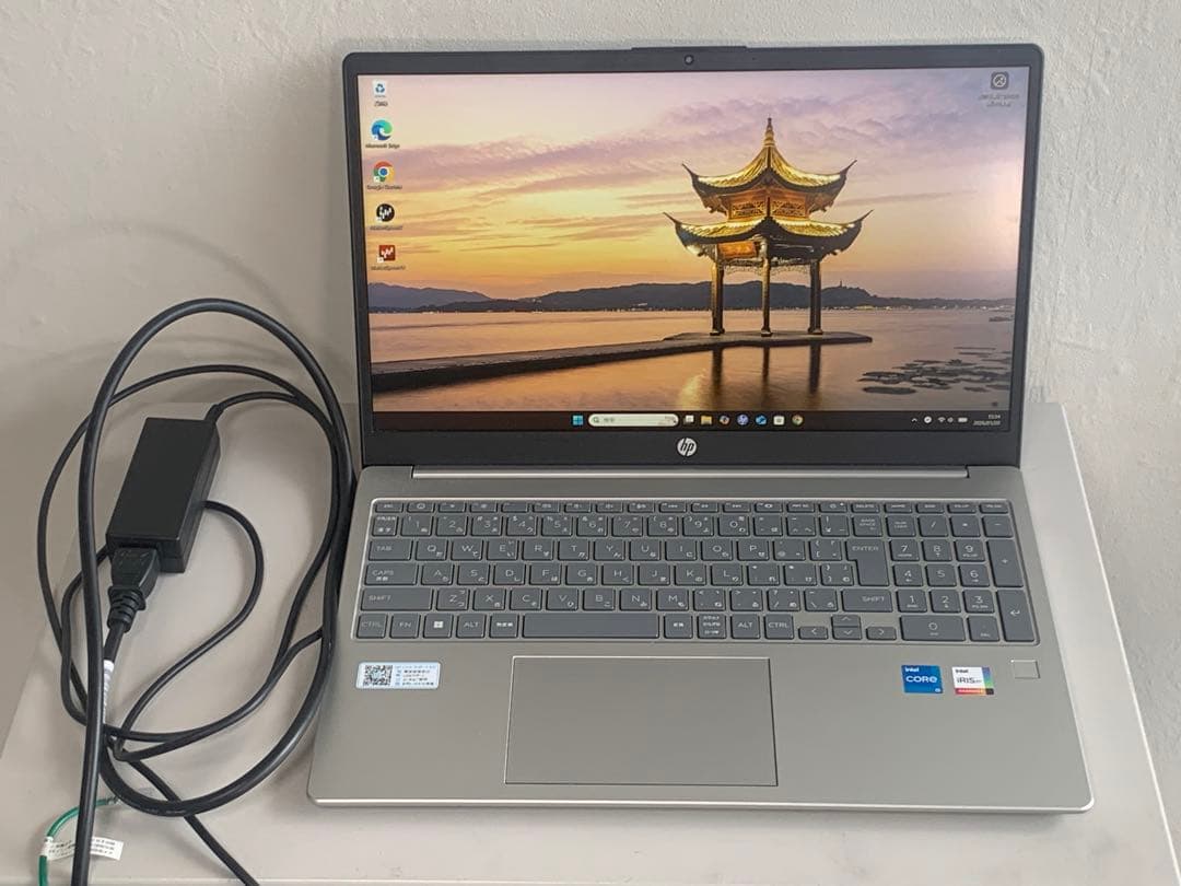 美品 ノートパソコン HP 15-fd インテル第13世代