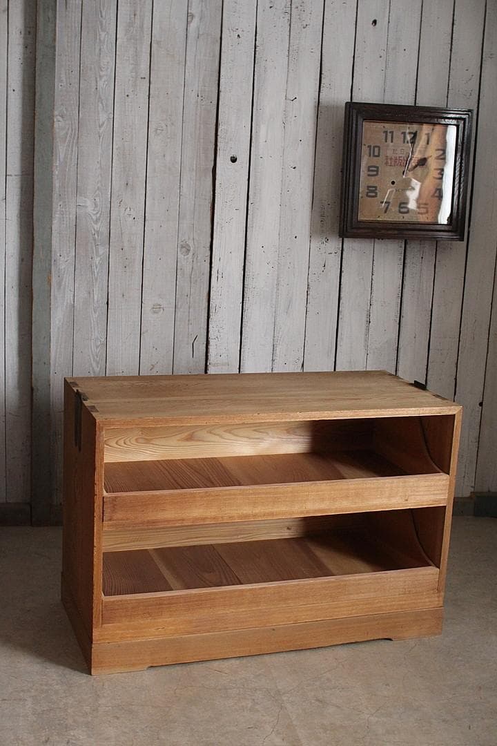 古い木製の引き出し　2段　食器棚　シャツケース　収納棚　チェスト　古家具