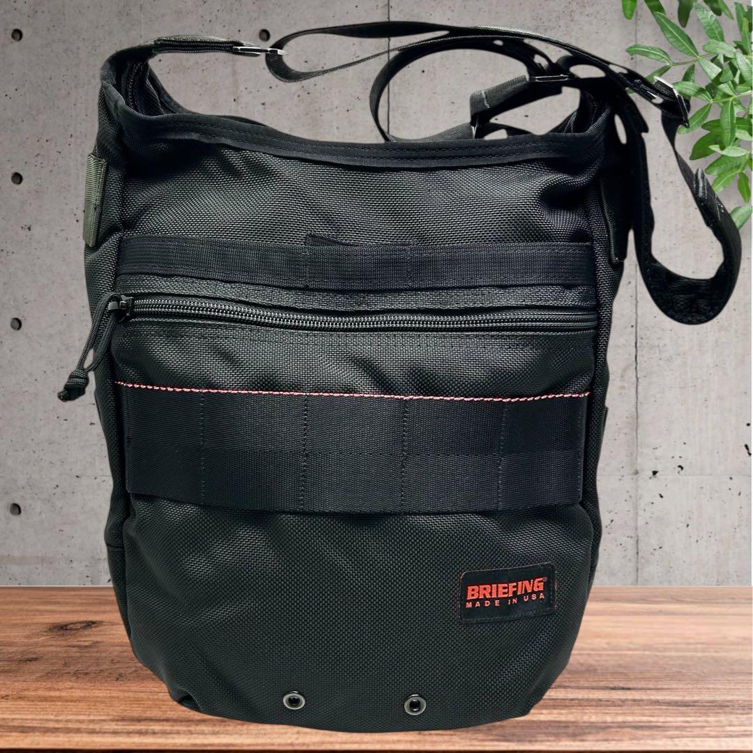 BRIEFING ブリーフィング　ショルダーバッグ　斜め掛け　ブラック