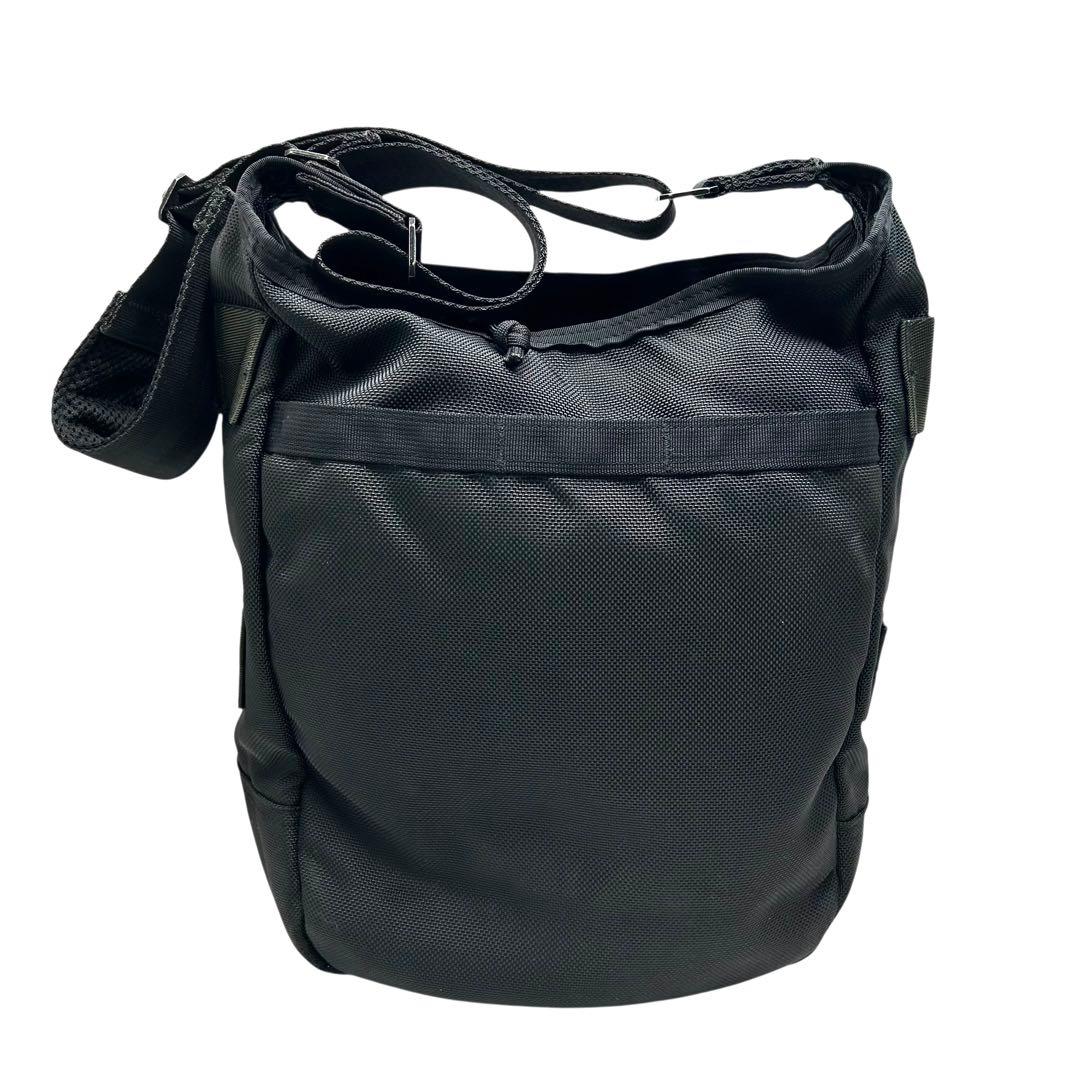 BRIEFING ブリーフィング　ショルダーバッグ　斜め掛け　ブラック