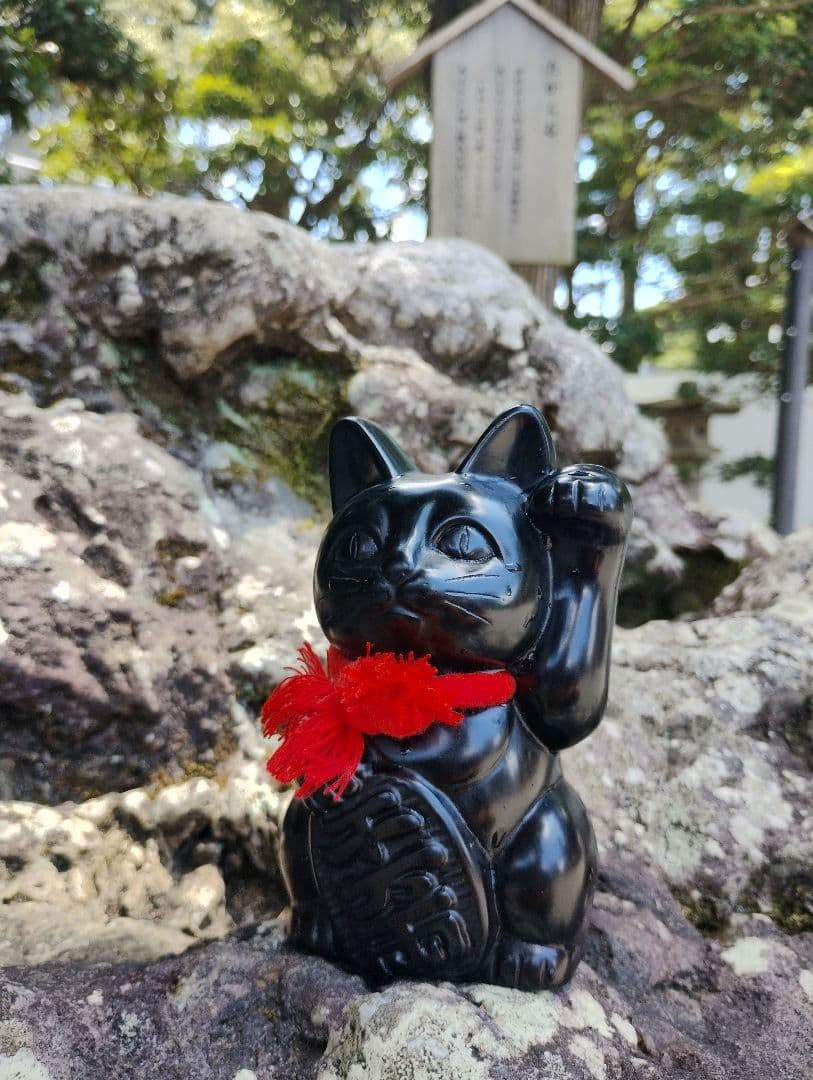 招き猫　置き物　パワーストーン　那智黒石　縁起物　天然石　やたがらす伝説