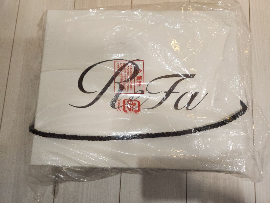 refa ドライヤープロ(ホワイト) RE-AJ02A 　2024年製　使用数回