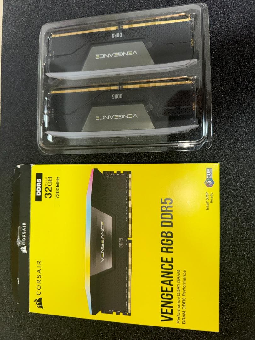 メモリー Corsair Vengeance RGB 32GB DDR5 7200MHz