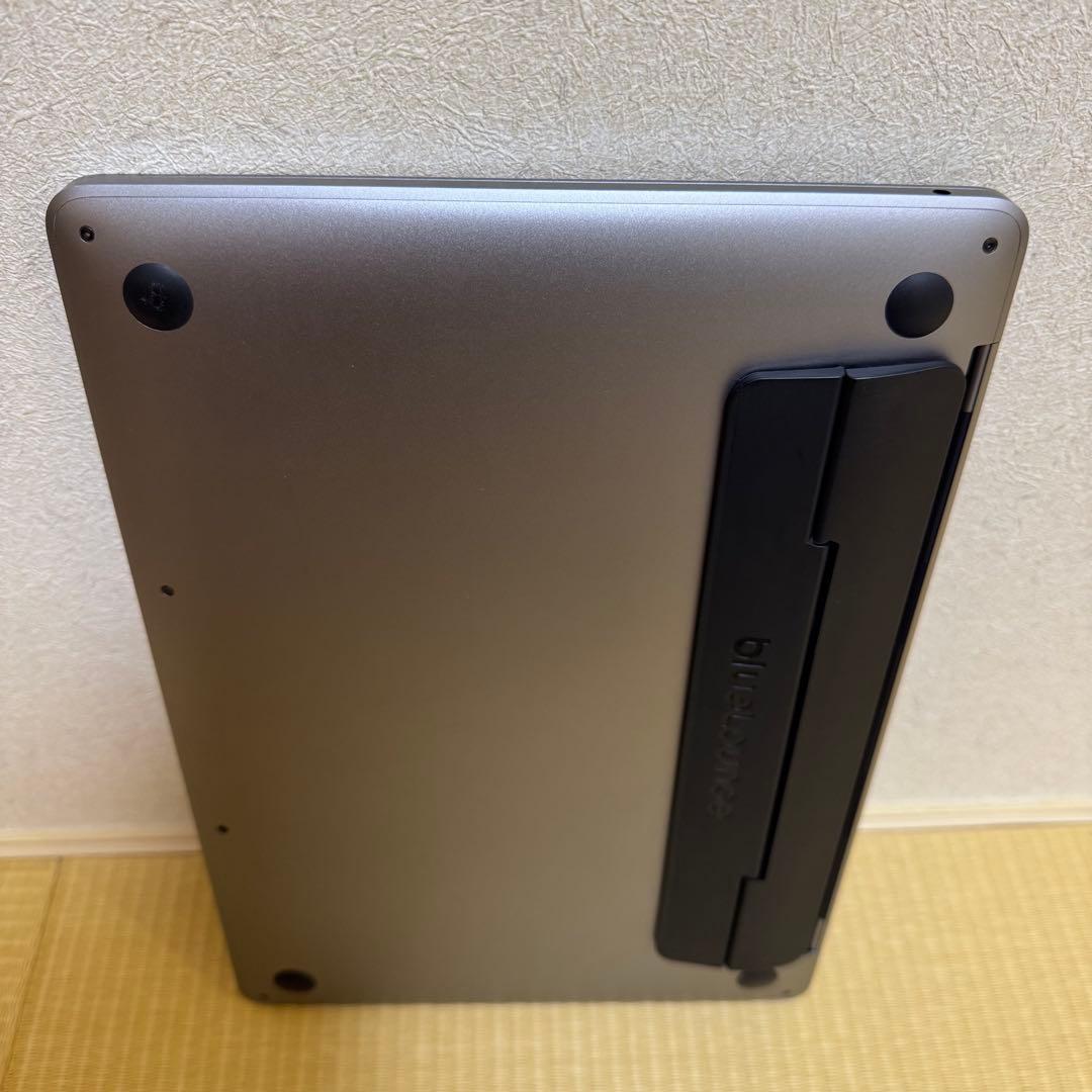 MacBook本体 MacBook Pro 13-inch 2020 8GB / SSD 256GB