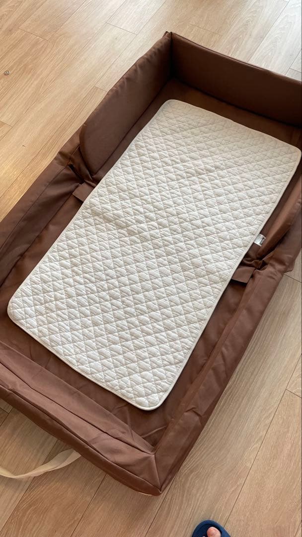 【pero】farska コンパクトベッド フィット L（ラージ）