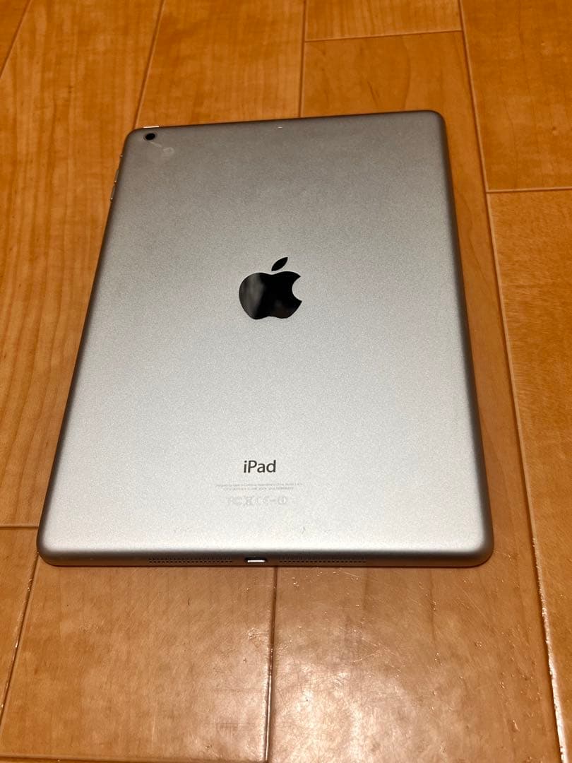 美品　iPad Air 128GB本体