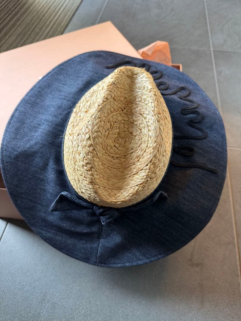 MIU MIU 麦わら帽子