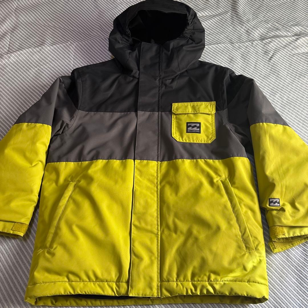 【送料無料】【美品】【上下セット】ビラボンスノーボードウェア　140 ㌢　スキー