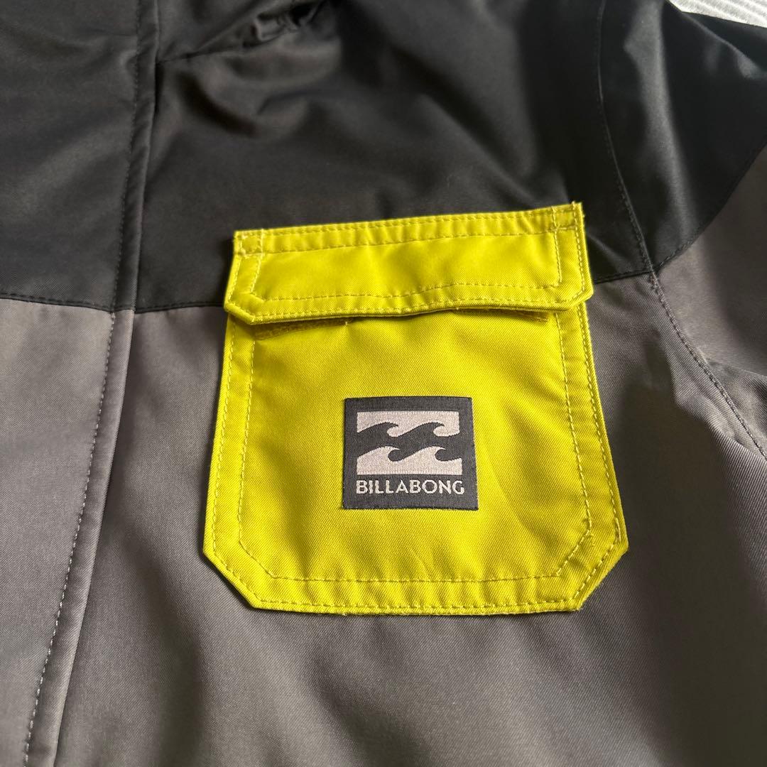 【送料無料】【美品】【上下セット】ビラボンスノーボードウェア　140 ㌢　スキー