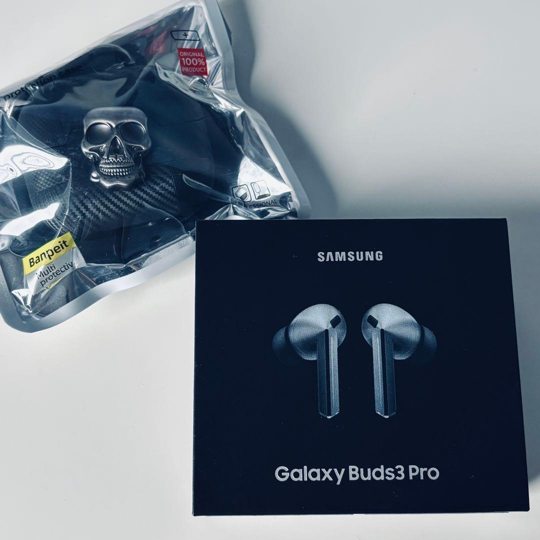Samsung Galaxy Buds3 Pro シルバー（ケース付き）