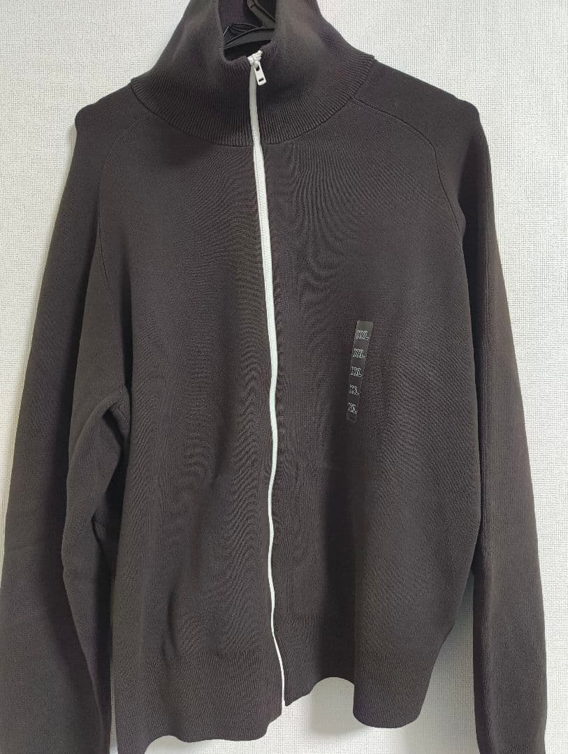 サイズXXL　UNIQLO　ミラノフルジップカーディガン
