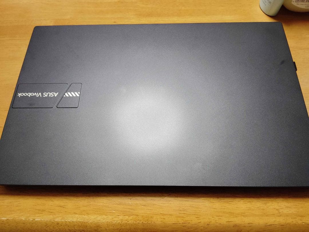 ASUS Vivobook 15.6インチノートPC