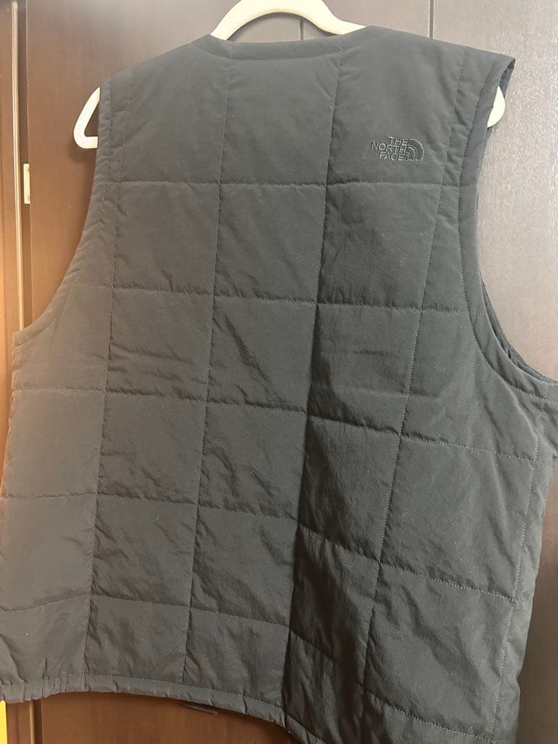 ザノースフェイス メドウウォームベスト NY82330 XLサイズ　ブラック