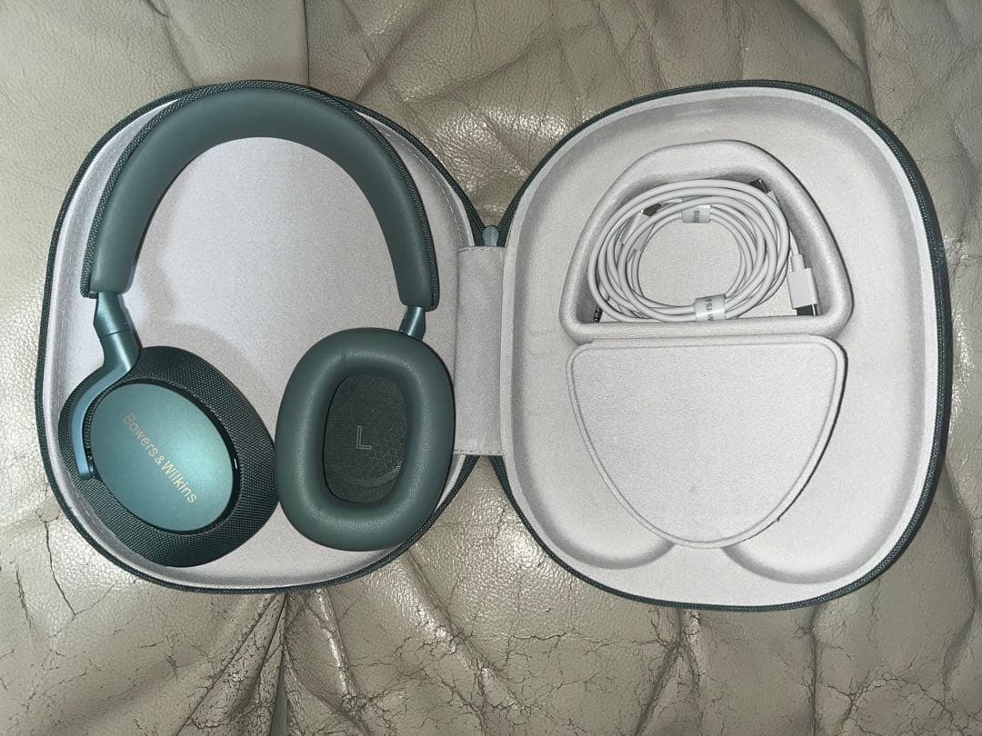 bowers&wilkinsワイヤレスヘッドホン 緑