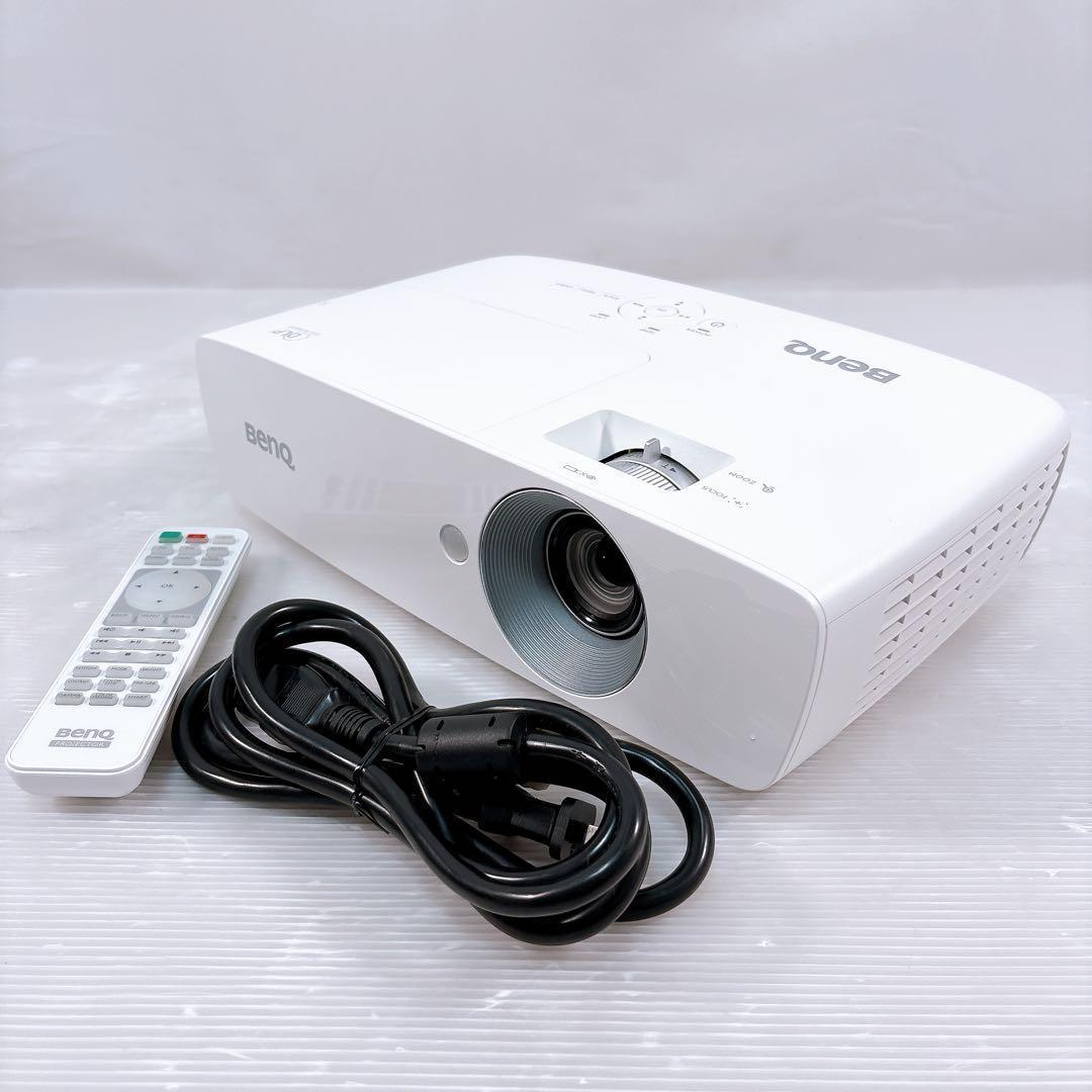 【極美品】BenQ ベンキュー HT1070 プロジェクター ホームシアター