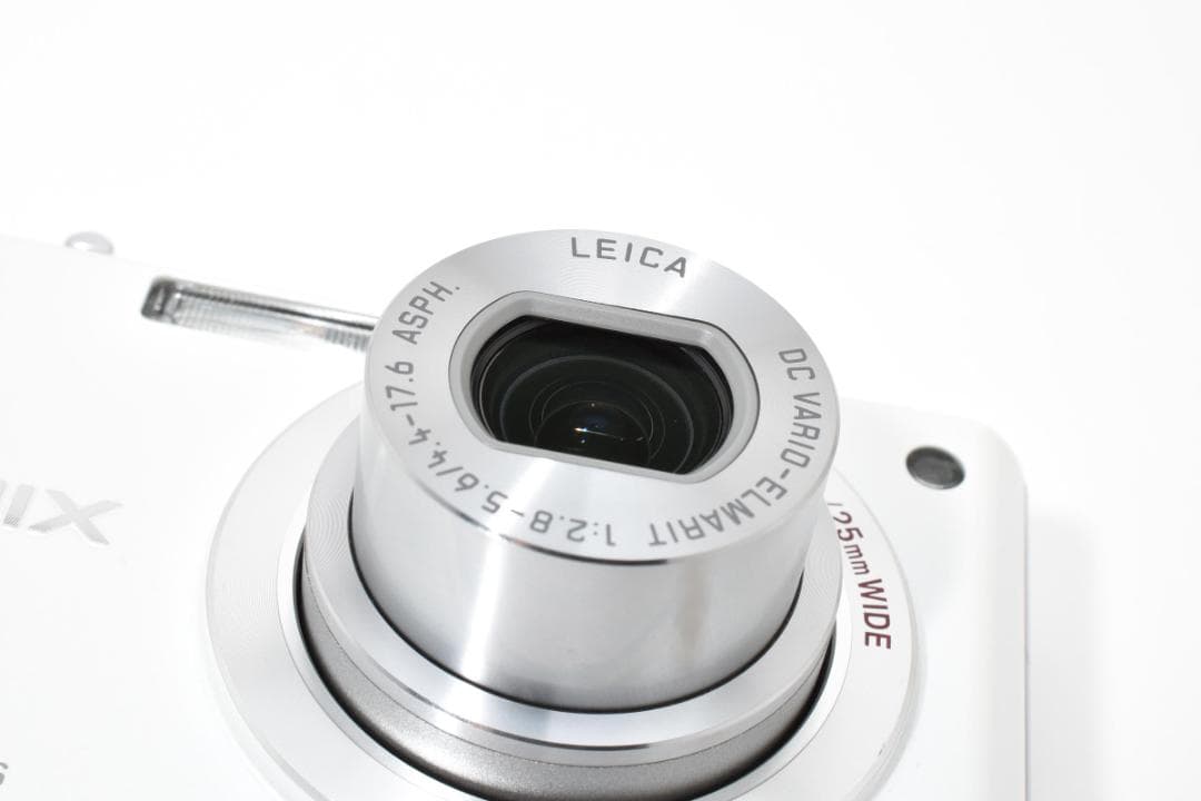 パナソニック　Panasonic LUMIX DMC-FX35 ホワイト　元箱付
