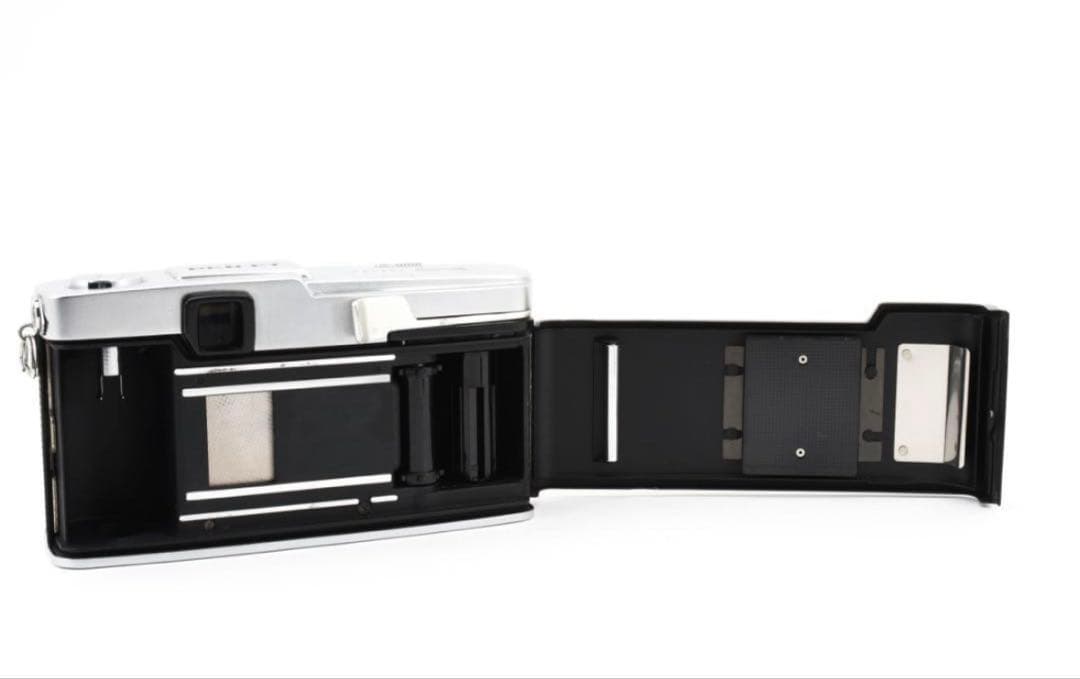 フィルムカメラ OLYMPUS PEN FT + 38mm 1.8 zuiko