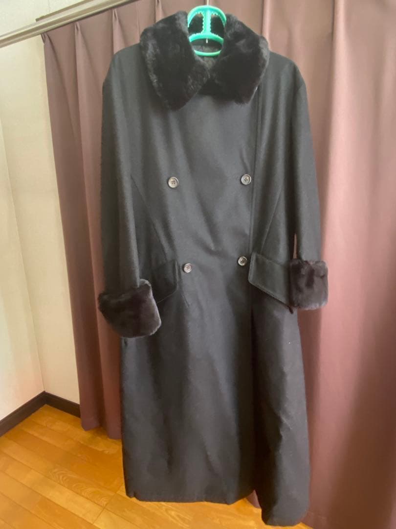 Yohji Yamamoto +Noir　黒のファー襟ダブルブレストコート