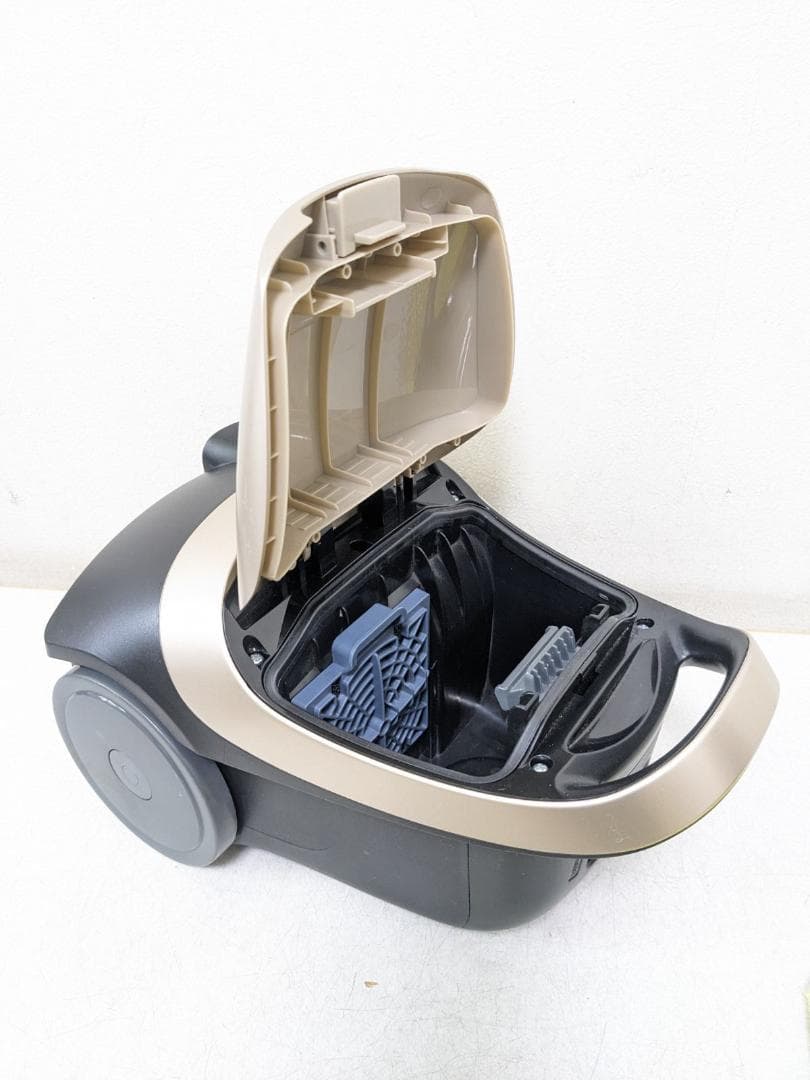 TOSHIBA VC-PH7A-N 紙パック式掃除機 2019年製